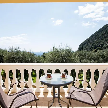 The Olive Grove By Konnect - 2,5km From איפסוס