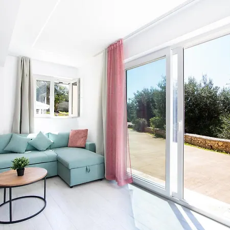 The Olive Grove By Konnect - 2,5km From Hébergement de vacances *